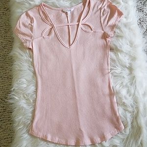 Short sleeved top